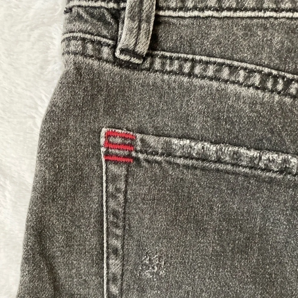 URBAN Outfitters BDG Gray Distressed Denim Mini Skirt Medium